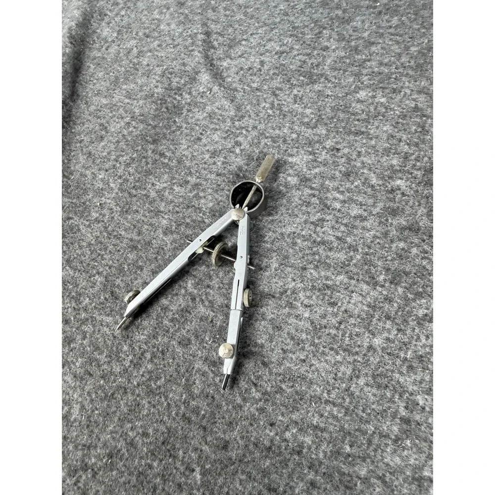 K+E brand style